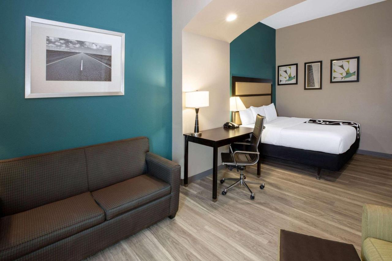 La Quinta Inn & Suites By Wyndham Дюрант Экстерьер фото