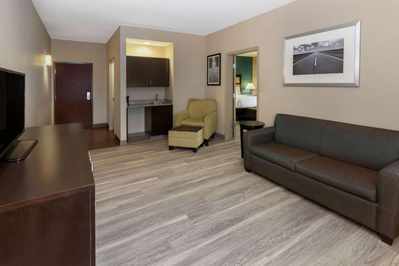 La Quinta Inn & Suites By Wyndham Дюрант Экстерьер фото