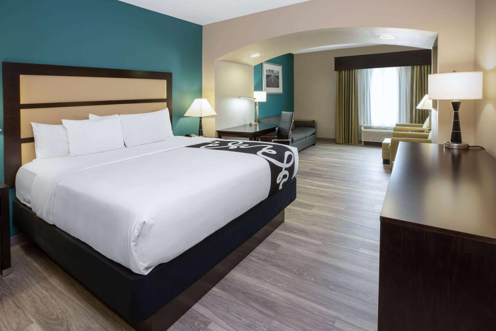 La Quinta Inn & Suites By Wyndham Дюрант Экстерьер фото