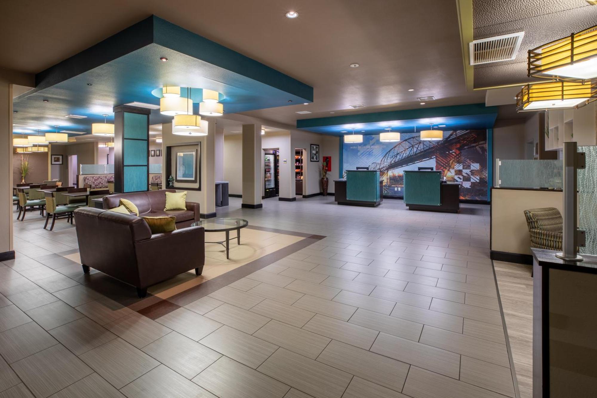 La Quinta Inn & Suites By Wyndham Дюрант Экстерьер фото